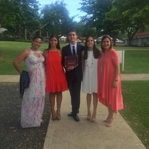 Meet your Posher, Luis